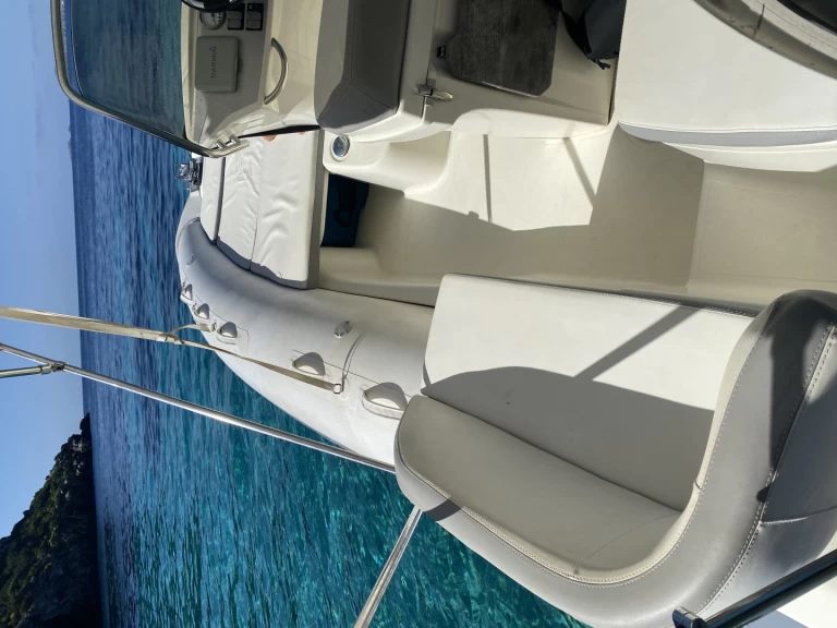 Pronájem lodi Santa Eularia des Riu lákavé ceny N-ZO 600