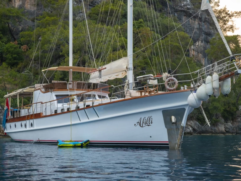 Custom Made Gulet jednotlivci a charterové společnosti v Fethiye