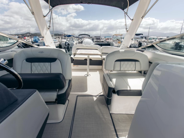 Pronajmout Motorová loď se skipperem či ne Régal v Ajaccio