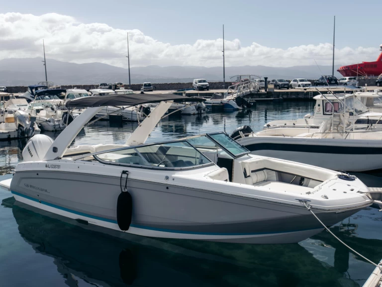 Régal REGAL 26 jednotlivci a charterové společnosti v Ajaccio