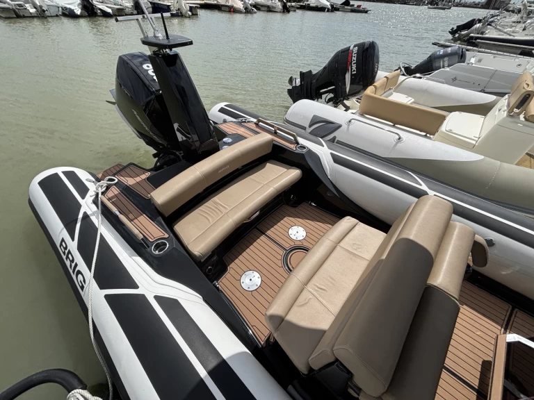 Pronájem lodi Brig Eagle 8 v Royan na Samboatu