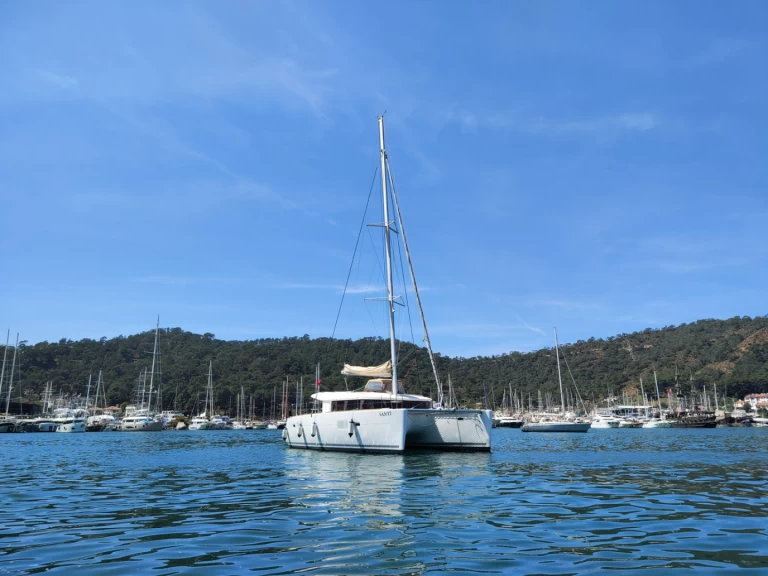 Lagoon Lagoon 400 jednotlivci a charterové společnosti v Fethiye