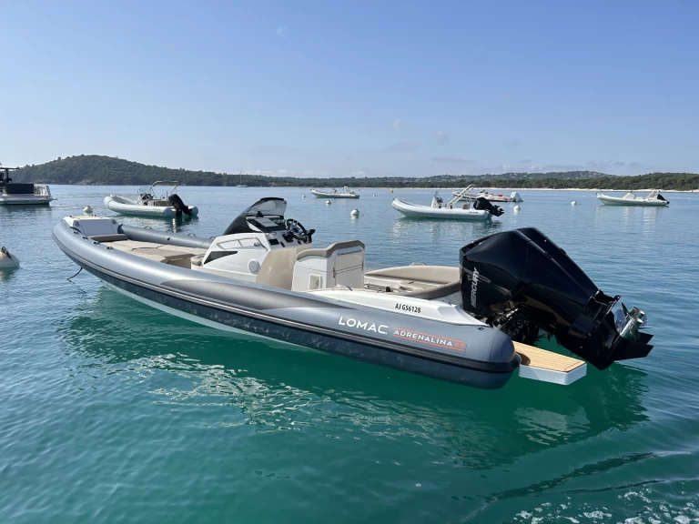 Pronájem lodi Lomac Adrenalina 8.5 v Porto-Vecchio na Samboatu