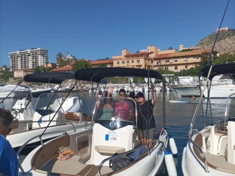 Pronájem lodi Trimarchi 57 S v Palermo na Samboatu