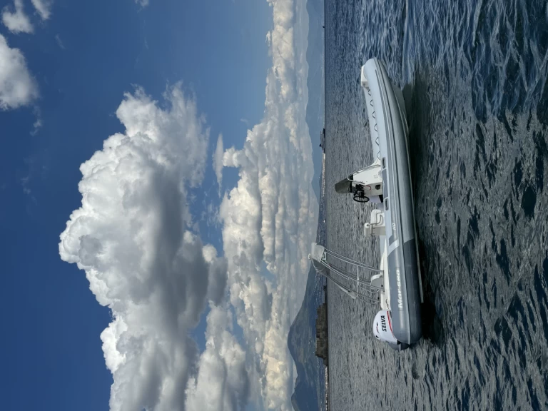 Pronájem Polotuhá loď Marsea s licencí