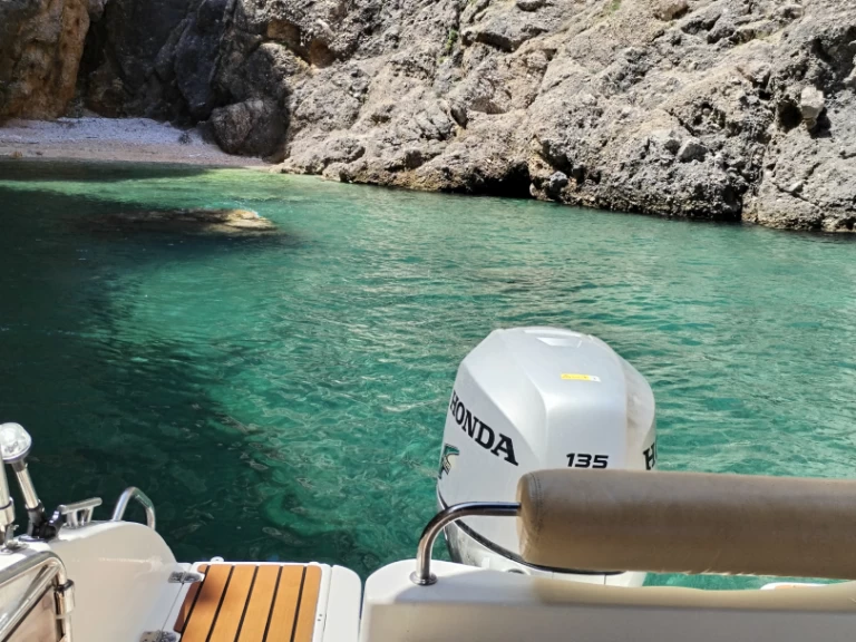 Pronájem jachty v Vrbnik -Atlantic Marine Suncruiser 570 na Samboatu