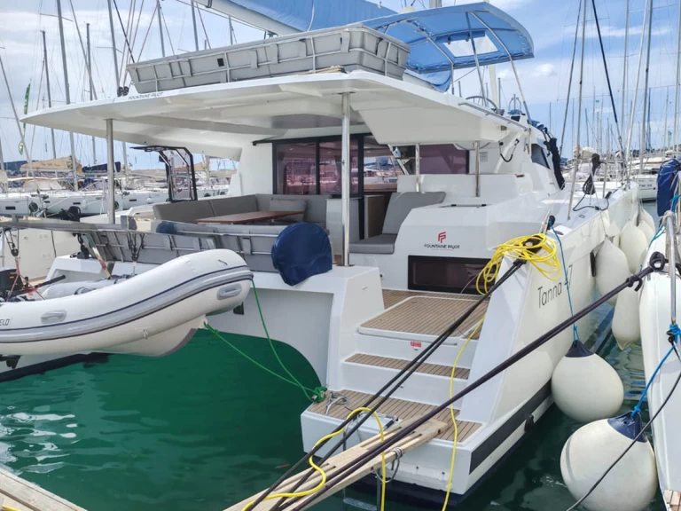 Fountaine Pajot Tanna 47 jednotlivci a charterové společnosti v Donji Seget