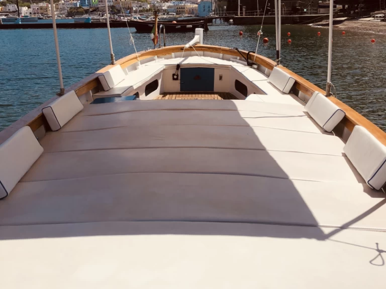 Pronájem Motorová loď Scipione s licencí