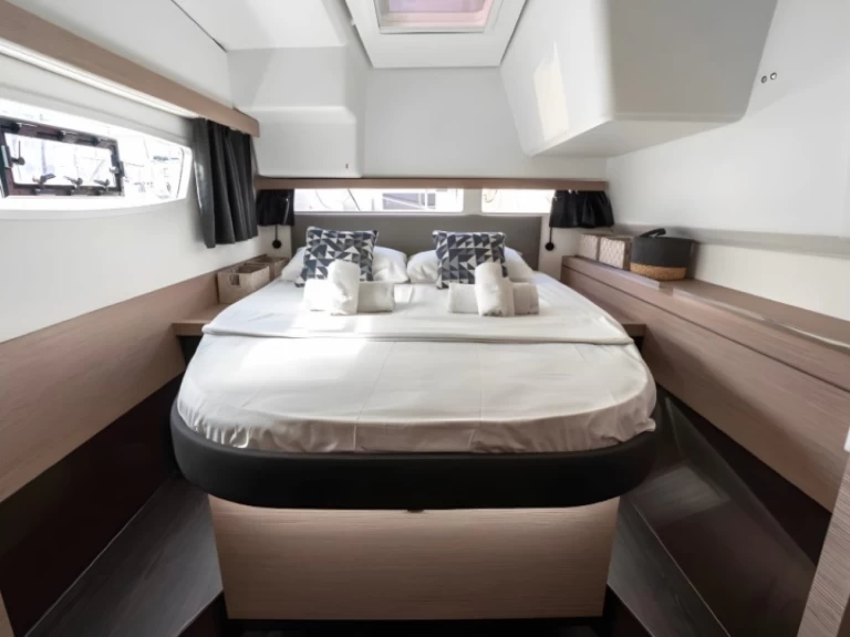 Pronájem lodi Key West lákavé ceny Isla 40