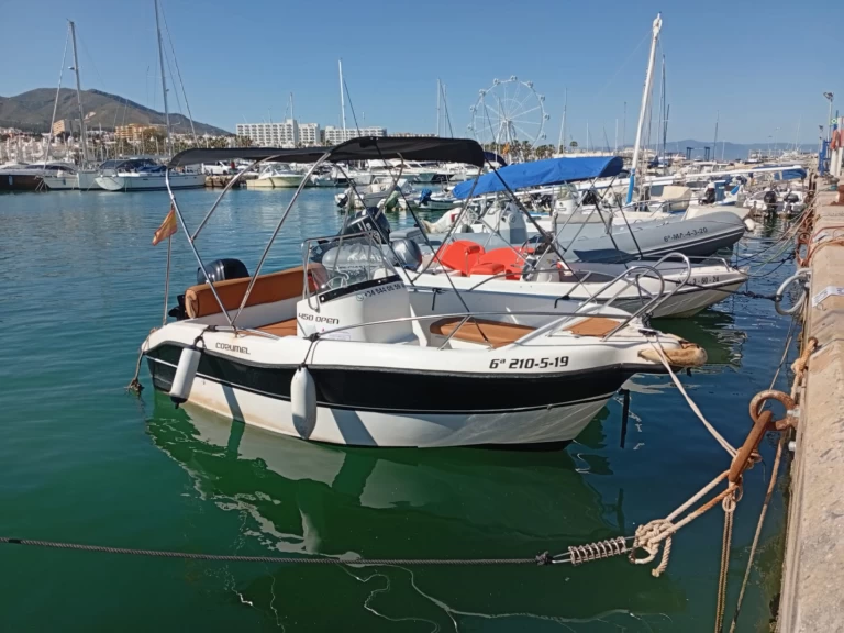 Pronájem Motorová loď Mareti s licencí