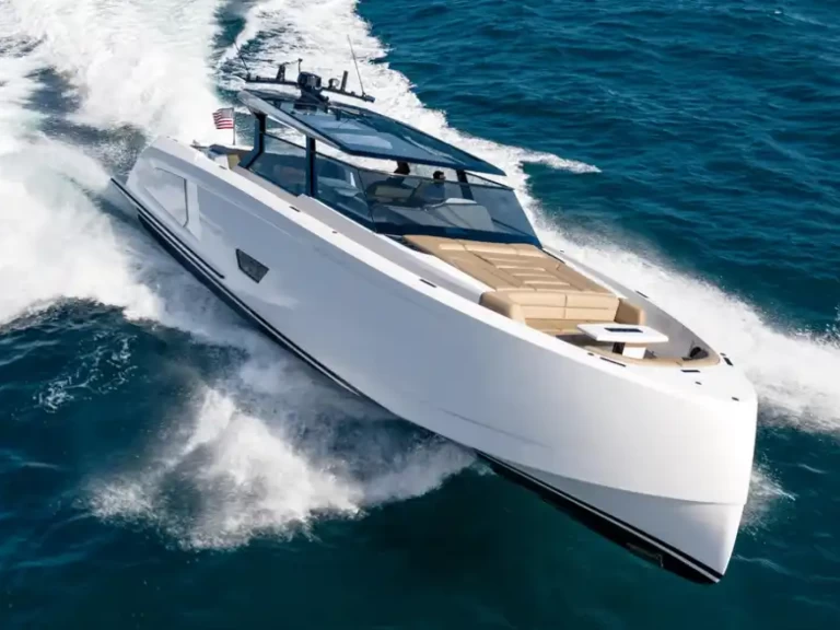 Pronájem lodi Port Cogolin lákavé ceny Eleven