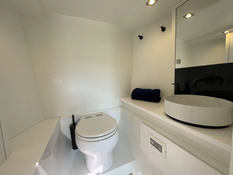 Motorová loď k pronájmu v Théoule-sur-Mer za nejlepší cenu