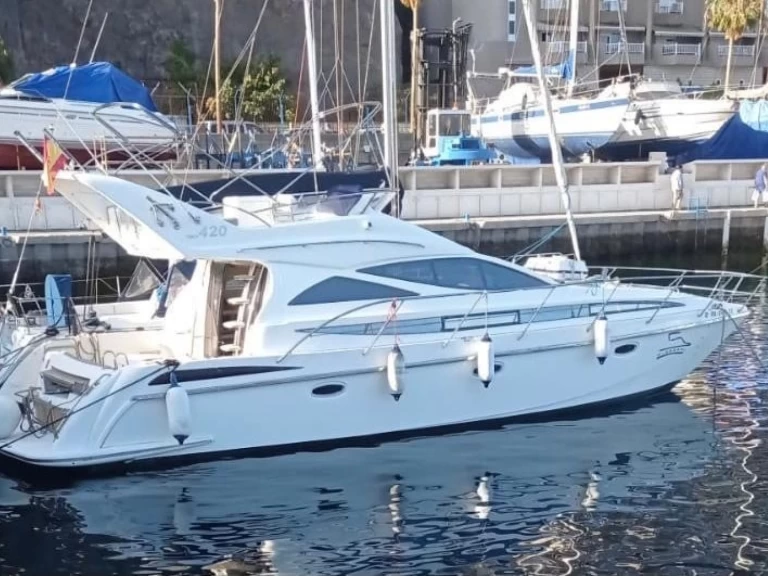 Pronájem lodi Voyage Stealth 420 v Palma de Mallorca na Samboatu