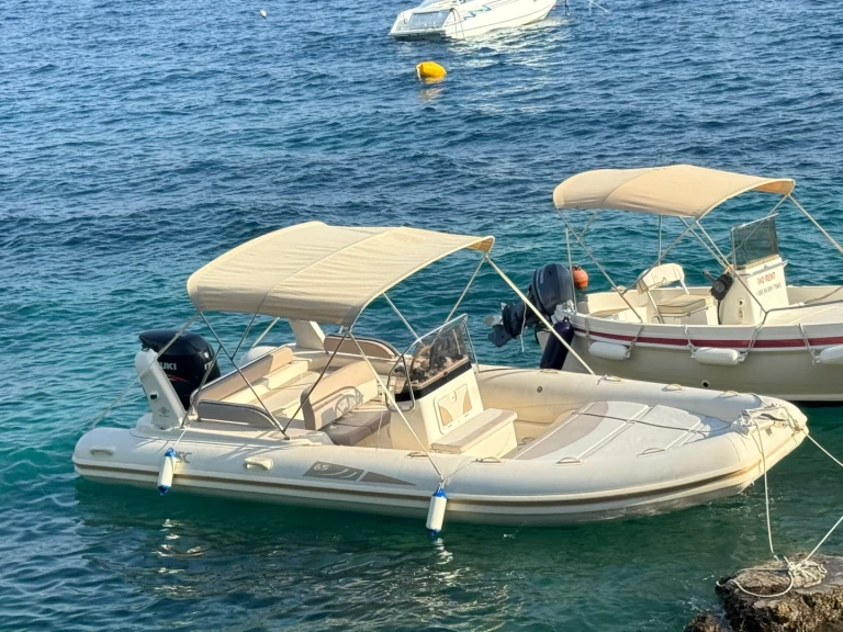 Pronájem jachty v Hvar  -Bsc BSC 65 na Samboatu