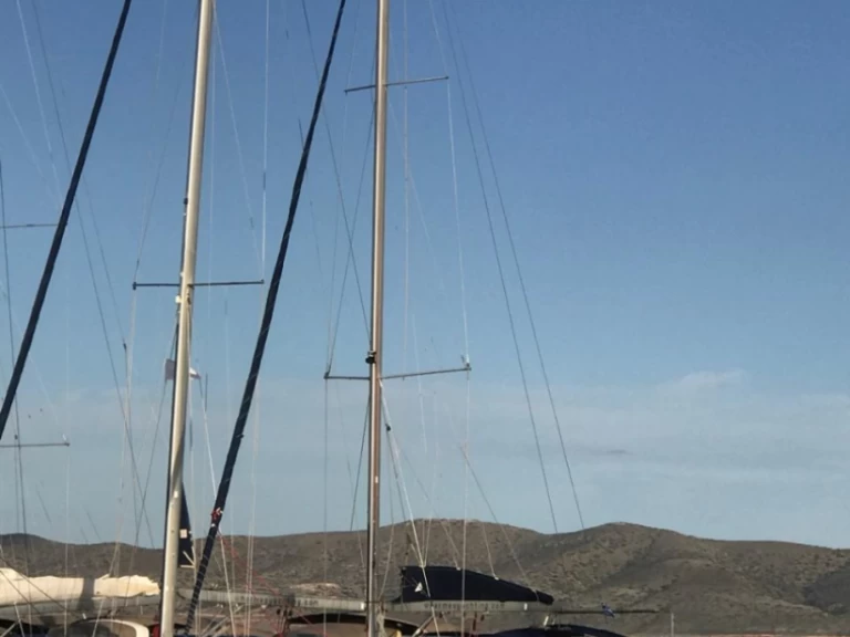 Pronájem Plachetnice Jeanneau s licencí