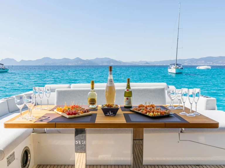 Jachta k pronájmu v Golfe-Juan za nejlepší cenu