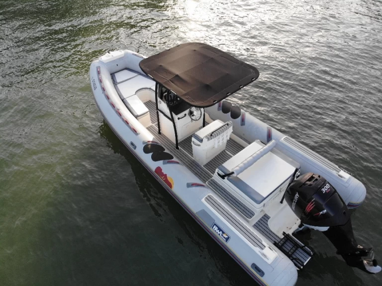 Pronájem Polotuhá loď v Lège-Cap-Ferret -Bwa Bwa 750