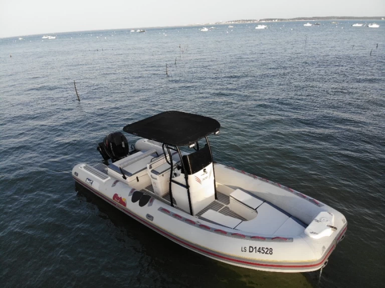 Pronajmout Polotuhá loď se skipperem či ne Bwa v Lège-Cap-Ferret