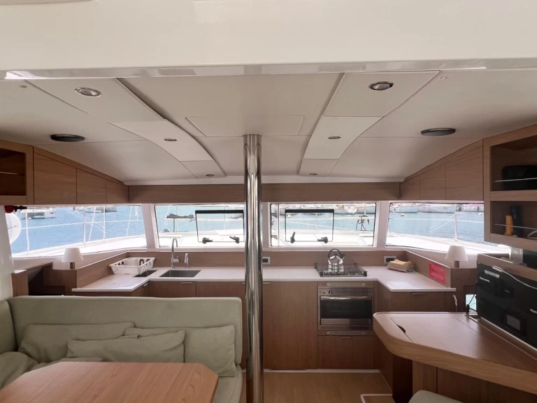 Pronájem jachty v Le Marin -Bali Bali Catsmart na Samboatu