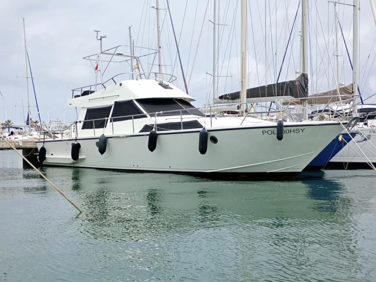 Pronajmout si Guy Couach Guy Couach 1400 Fly v Denia