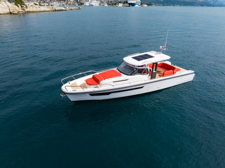 Pronajmout Motorová loď se skipperem či ne Nimbus v Split