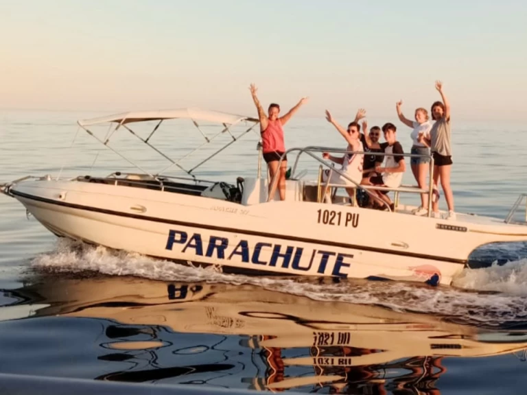 SURFRIDER  APACHE WARRIOR 27 jednotlivci a charterové společnosti v Pula