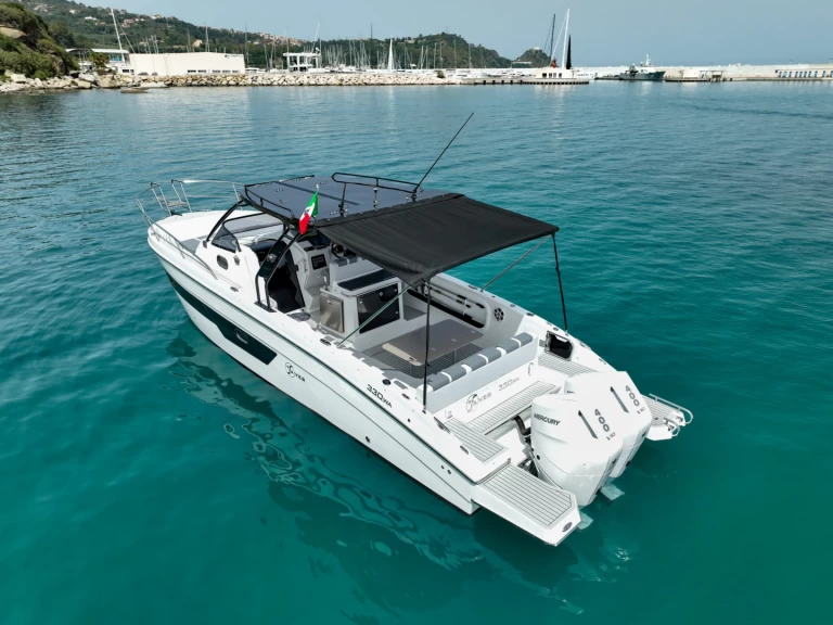 Pronájem lodi Saver Saver 330 Sport v Taormina na Samboatu