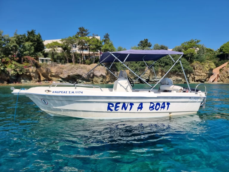 Pronájem lodi Agía Pelagía lákavé ceny ELLI