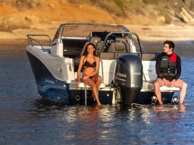 Pronájem lodi Bastia Port lákavé ceny Cap Camarat 6.5 WA