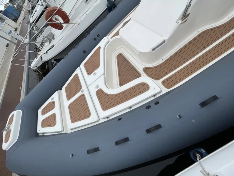 Bwa BWA 29 jednotlivci a charterové společnosti v Hyeres