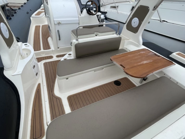 Pronajmout si Bwa BWA 29 v Hyeres