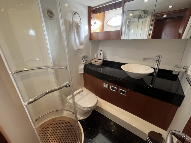 Pronajmout Jachta se skipperem či ne Sunseeker v Ibiza Magna