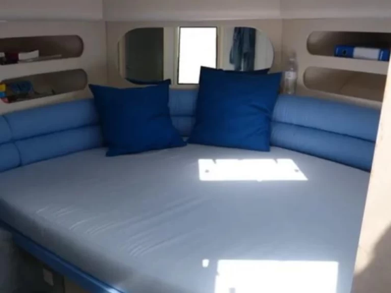 Pronajmout si Princess Princess 366 Riviera v Gaeta