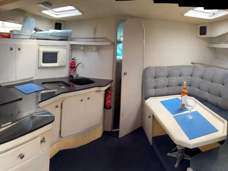 Pronájem Motorová loď Birchwood s licencí