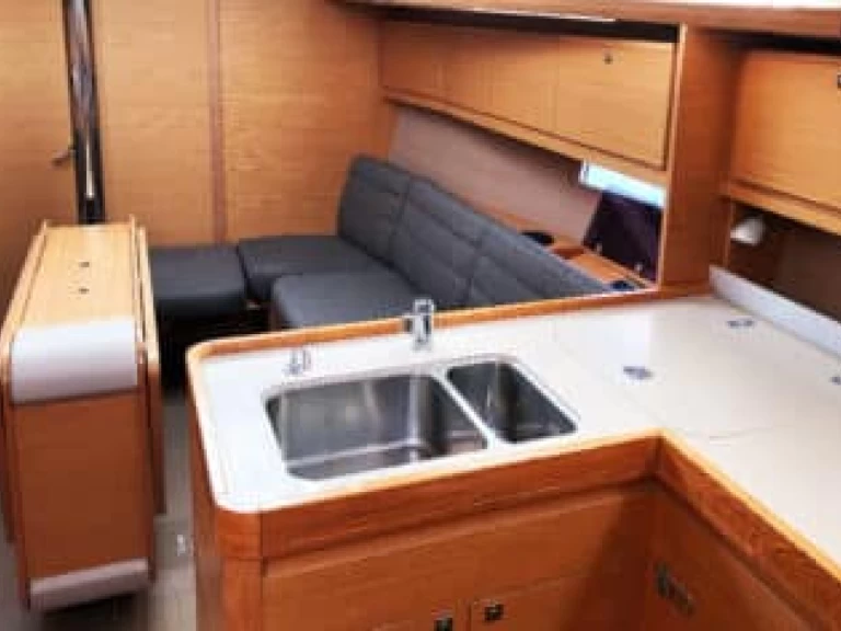 Plachetnice k pronájmu v Toulon za nejlepší cenu