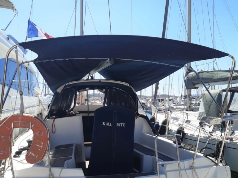 Pronájem Plachetnice v Toulon -Jeanneau Sun Odyssey 33i
