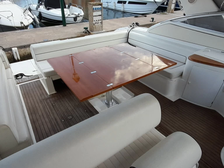 Pronajmout si Fiart Fiart Genius v Port Grimaud