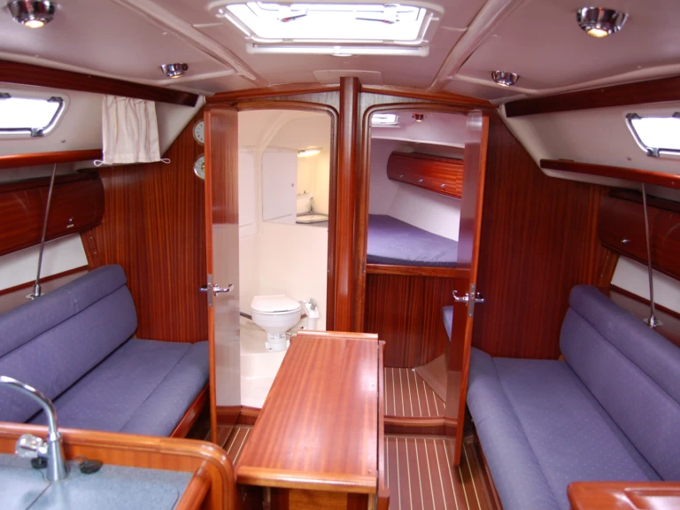 Pronájem Plachetnice Bavaria s licencí