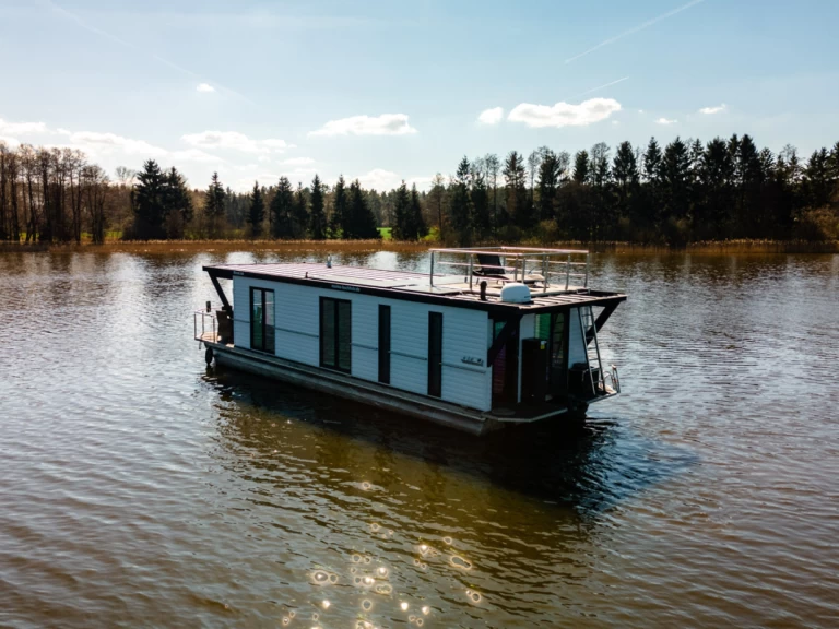 vonAnker 1st Class Werftbau jednotlivci a charterové společnosti v Buchholz City