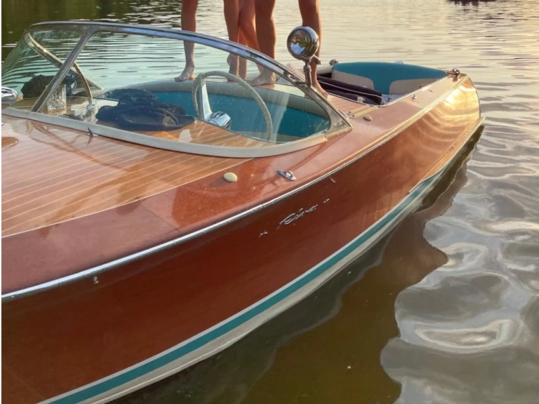 Pronájem jachty v Monaco-Ville -Riva Super florida na Samboatu