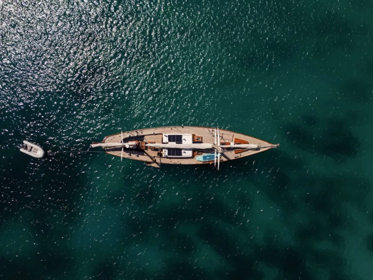 Pronájem jachty v Neapol -Abeking & Rasmussen GAEL I na Samboatu