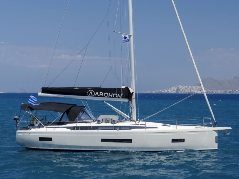 Bavaria Bavaria C46 jednotlivci a charterové společnosti v Kos