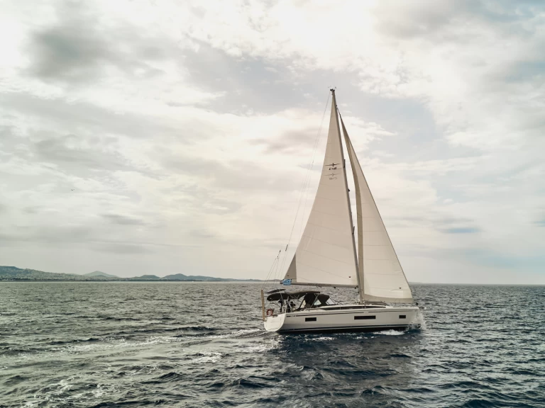 Pronájem Plachetnice Bavaria s licencí