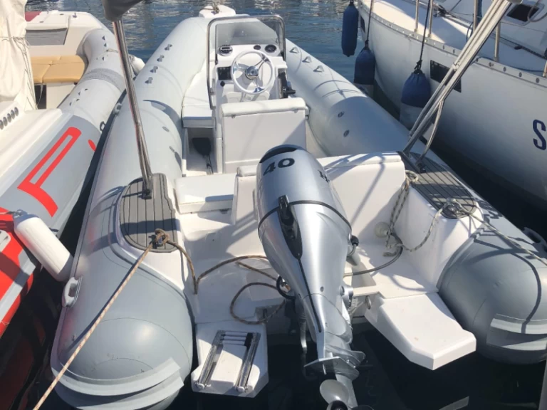 Pronajmout si op marine 19 v Sorrento