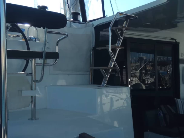 Pronájem lodi Lefkáda lákavé ceny Lagoon 42