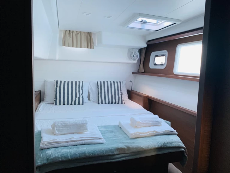 Pronajmout Katamarán se skipperem či ne Lagoon v Nettuno