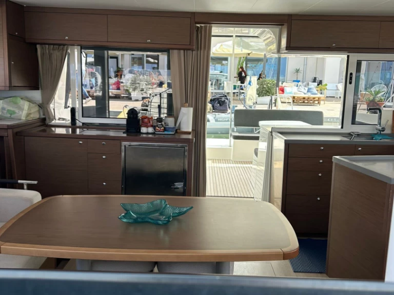 Katamarán k pronájmu v Nettuno za nejlepší cenu