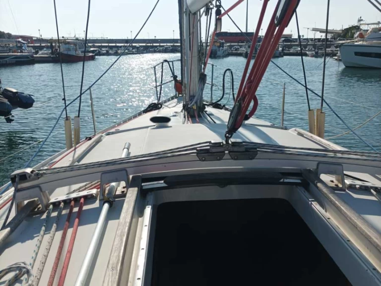 Pronájem lodi Bénéteau Oceanis 37 v Sámi na Samboatu