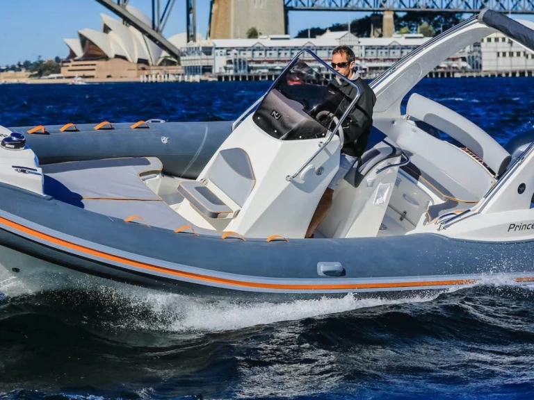 Nuova Jolly Prince 22 jednotlivci a charterové společnosti v Mandelieu-la-Napoule