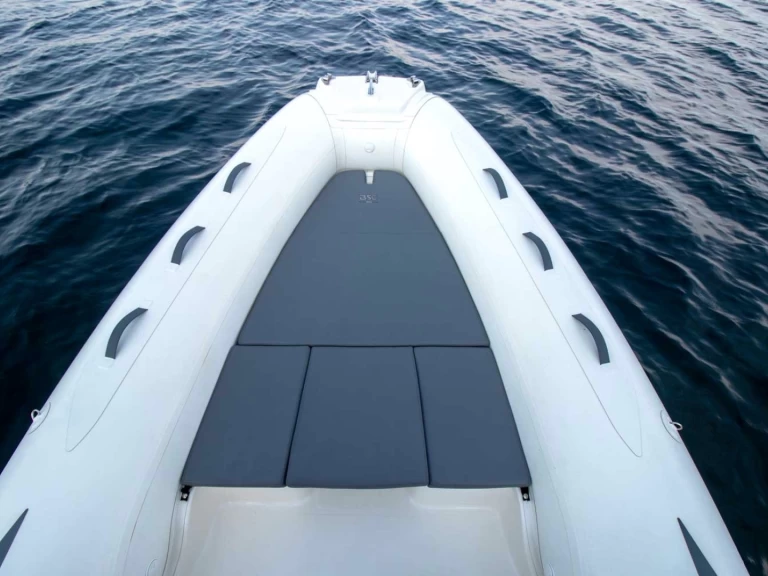 Pronájem Jachta Bsc s licencí